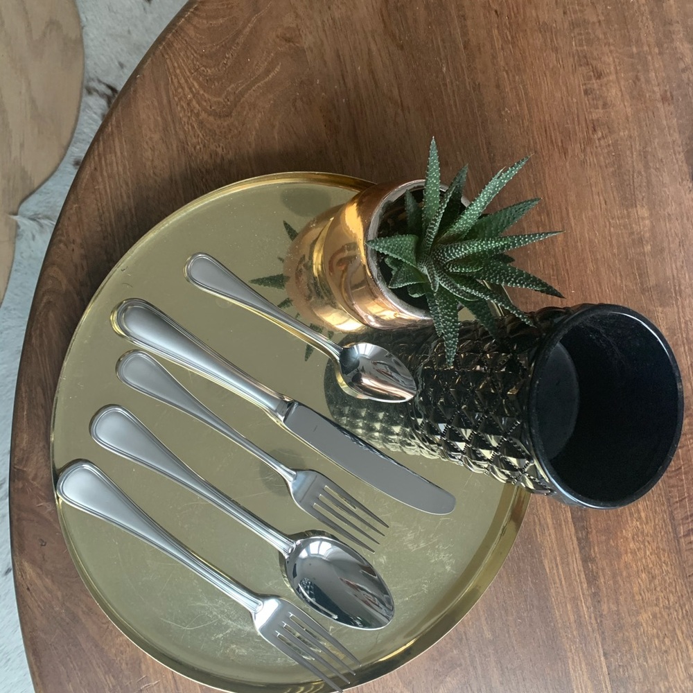 20 piece Villeroy and Boch silver flatware set.